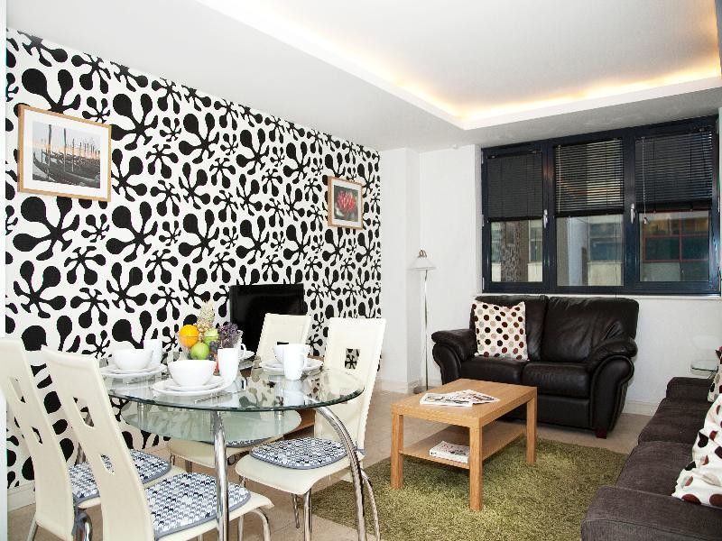 לונדון Amber Nike Apartments מראה חיצוני תמונה